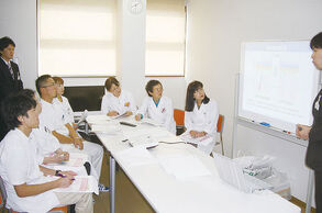 コスモス薬局神田久志本店の写真2